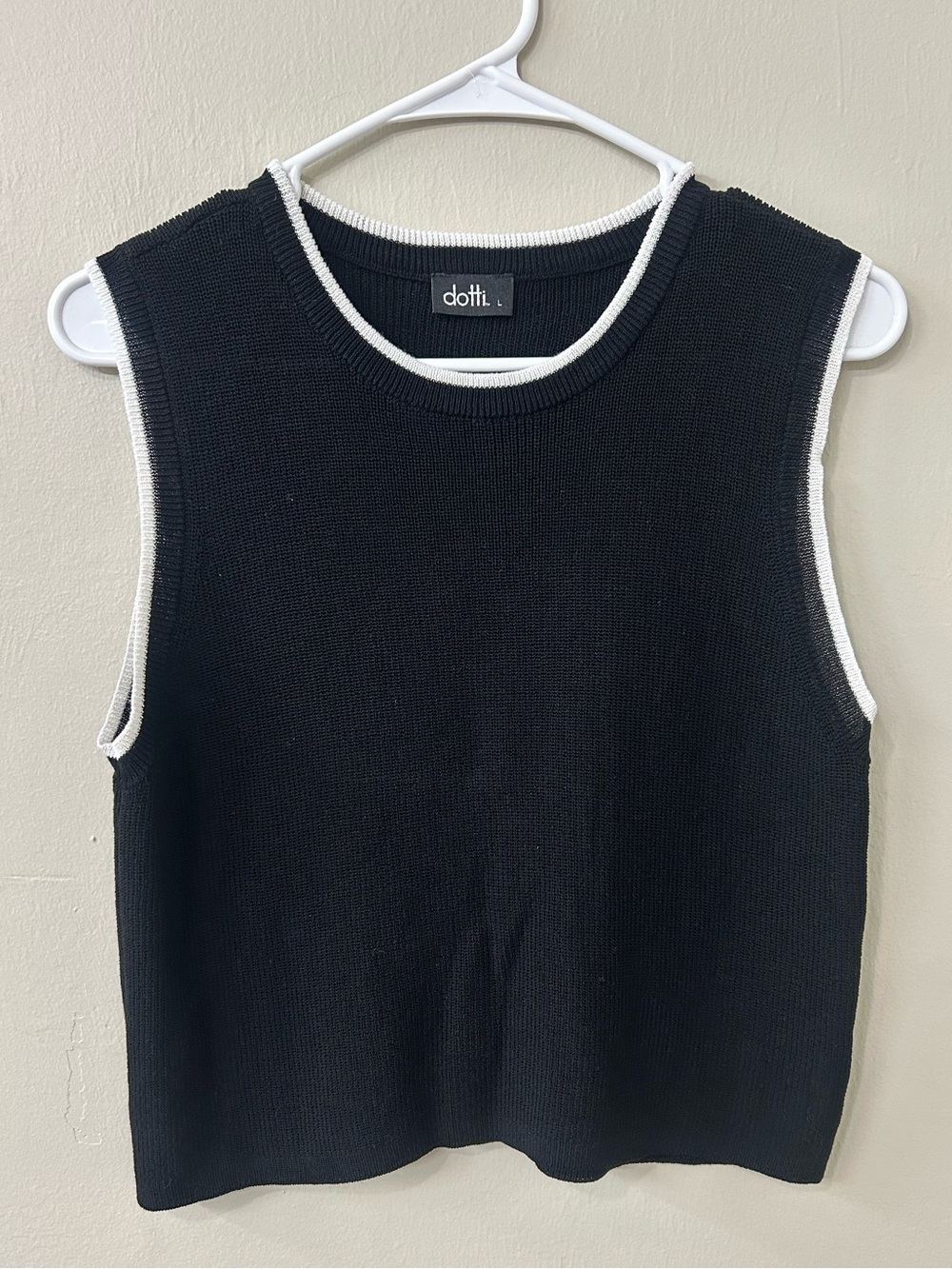 Dotti Black Knit Tank with White Trim Sz L